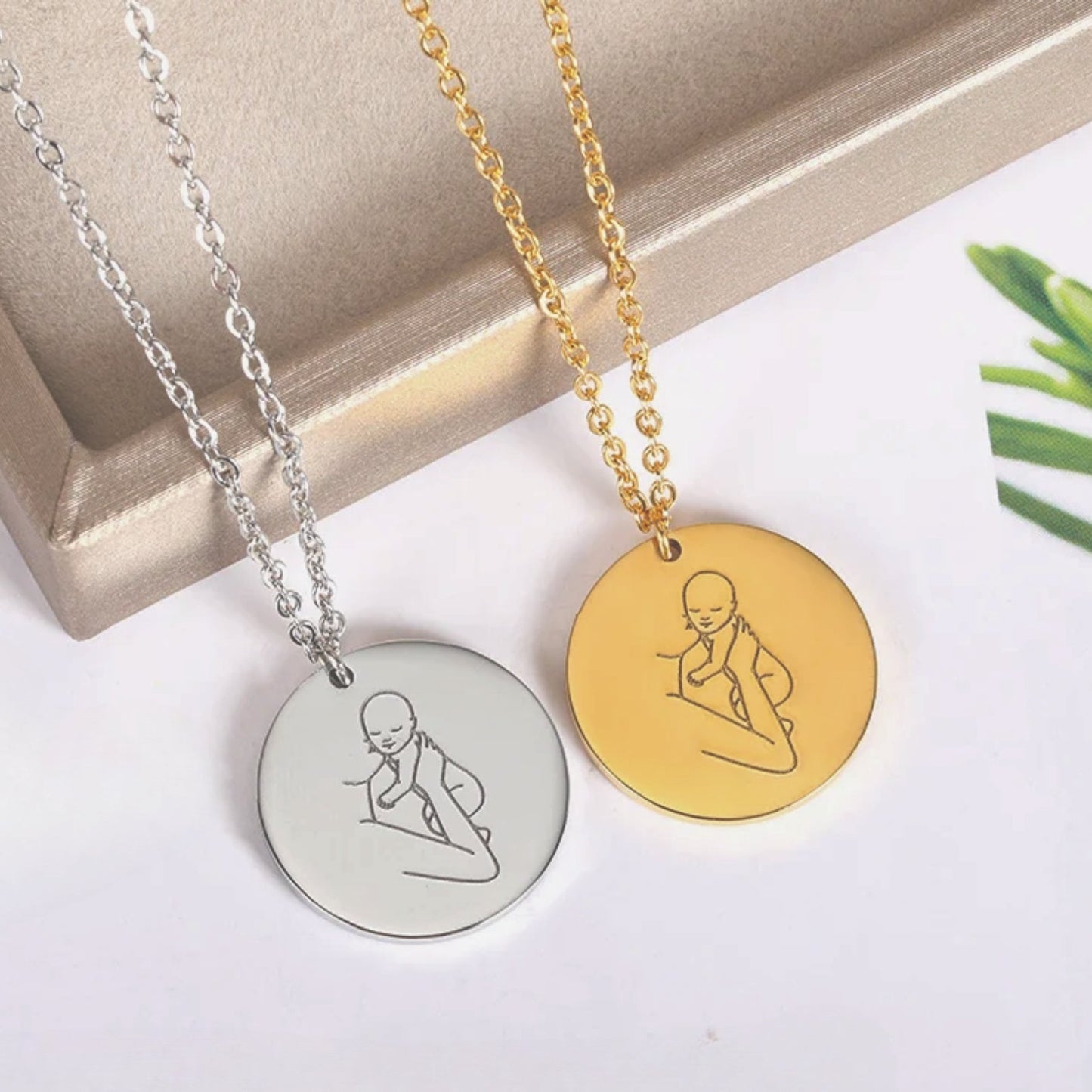 Mother and Angel Baby Necklace - Laurel Jewel